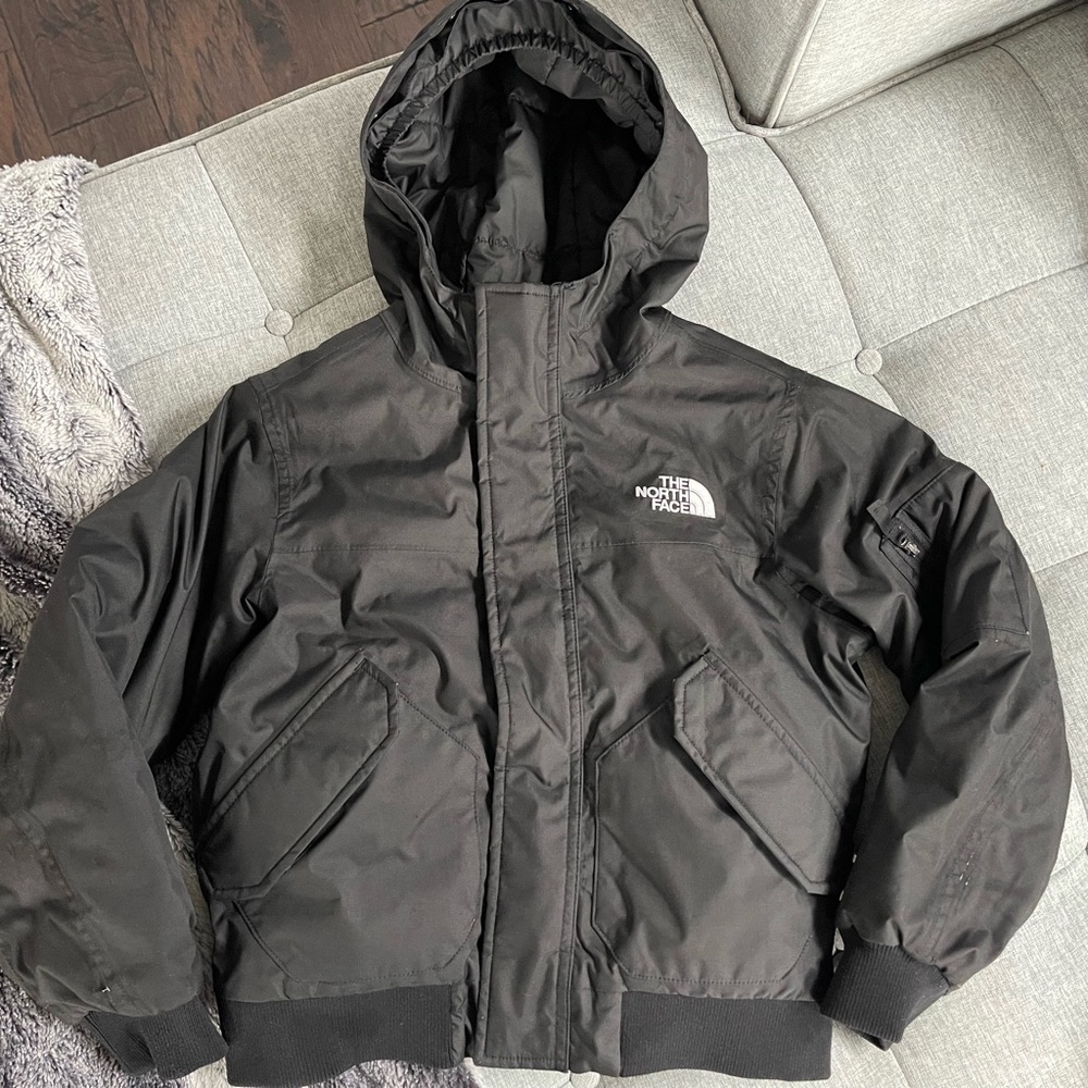 Boys’ North Face Gotham Down Bomber Jacket, Size M (10)